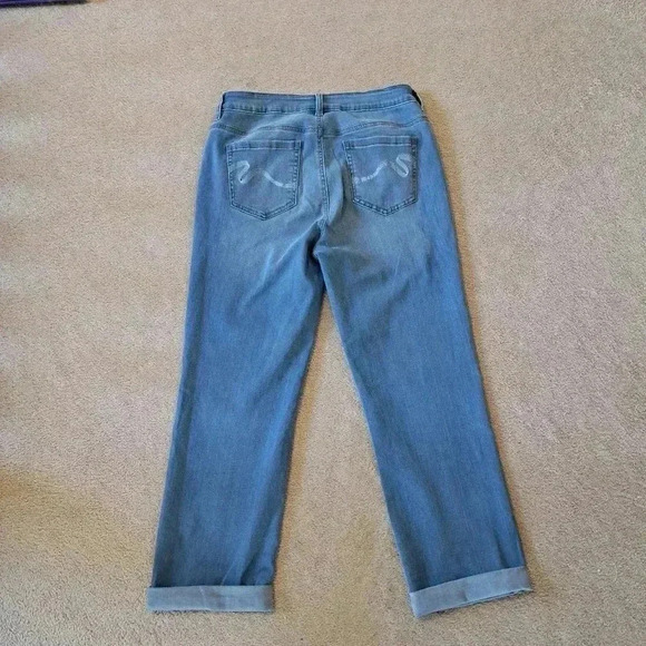 Santana Jeans Blue Cropped Stretch Denim Women's Size 8 Capri Light Wash - Picture 9 of 12